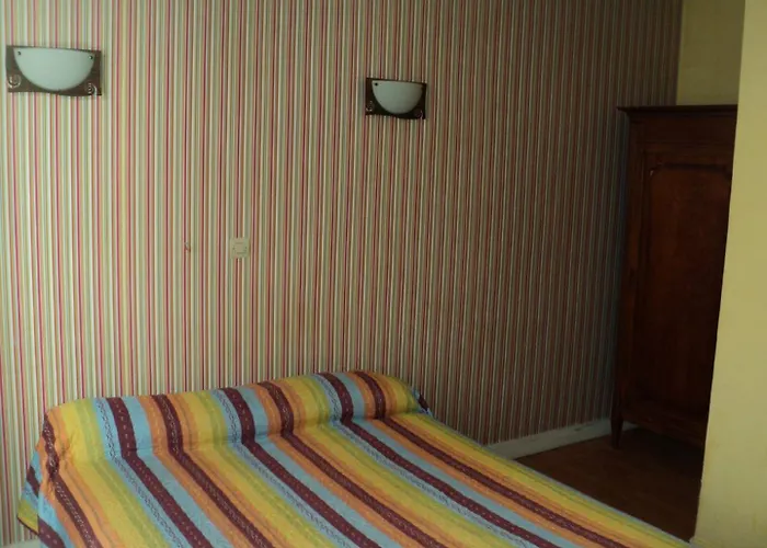 Hotel Palace *